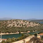 Nek House Zeytin